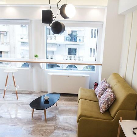 Violet #Colony_White_Tower Apartment Tesalonika Bagian luar foto