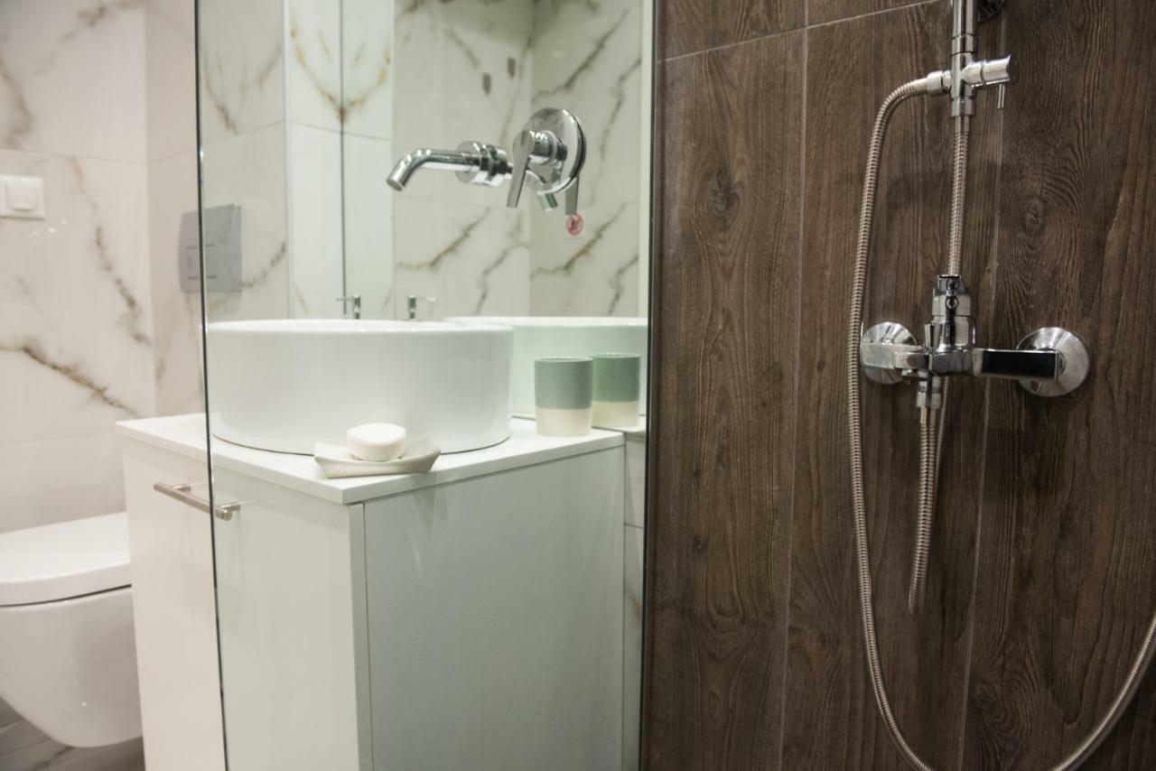 Violet #Colony_White_Tower Apartment Tesalonika Bagian luar foto