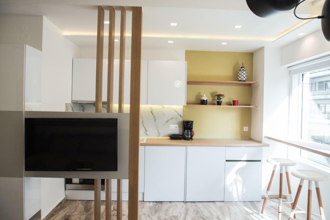 Violet #Colony_White_Tower Apartment Tesalonika Bagian luar foto